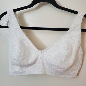 Breezies Bra - 40 DD